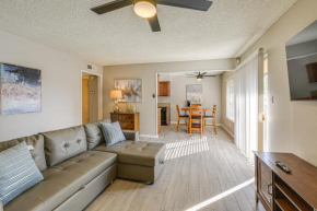 Cozy Fresno Condo with Balcony and Pool Access